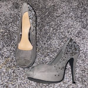 Jessica Simpson heels